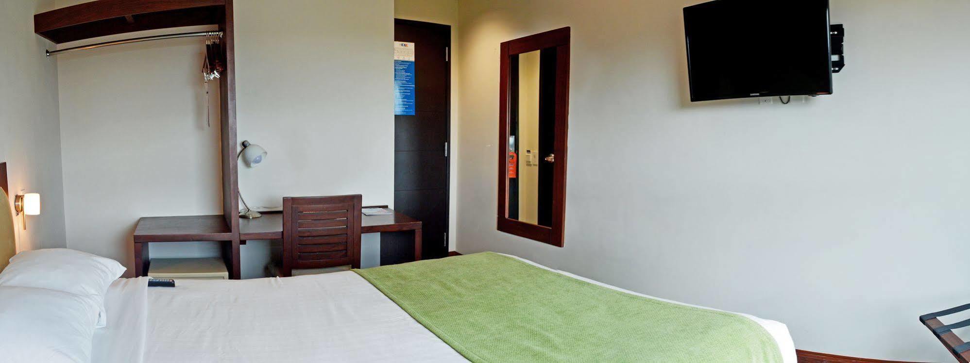 Hotel Hex Estelí Екстериор снимка